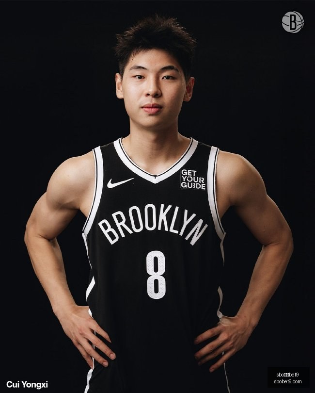 体育品牌电,竞联名,新品发布会,sbo体育,bet9,sports官网,体育竞猜平台
